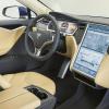 Беспилотный Tesla попал в ДТП